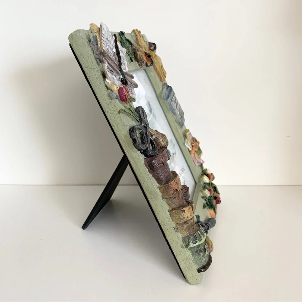 New Vintage Detailed garden photo frame